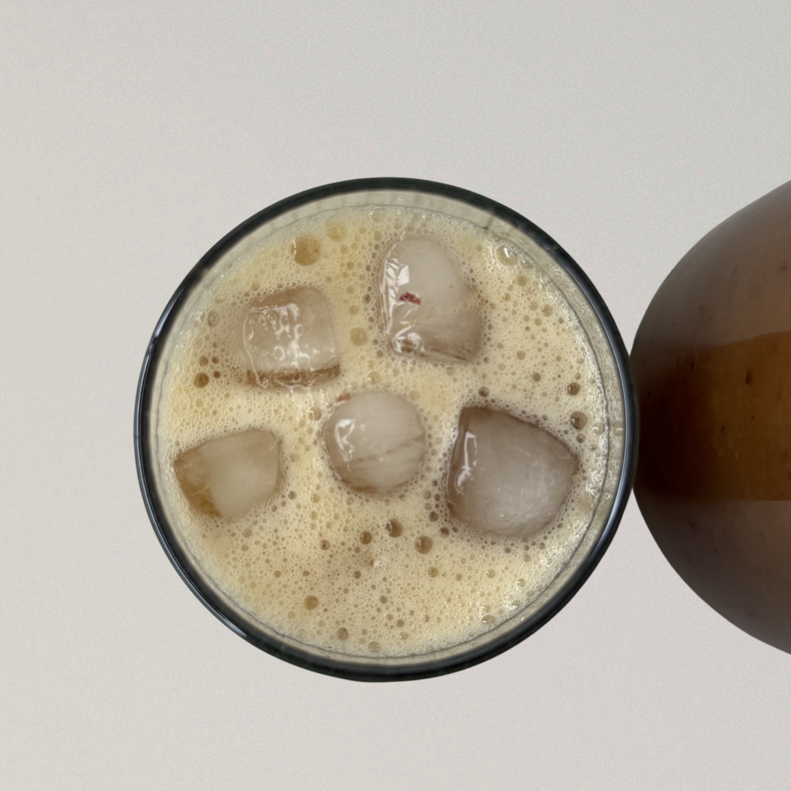 Thé glacé à la pêche